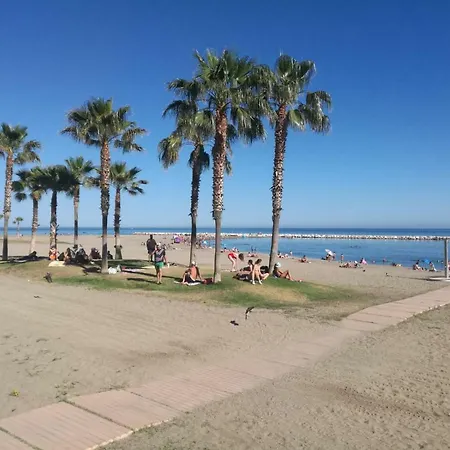 Beach And Center Backpackers Hostel